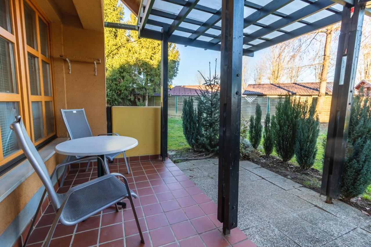 Relax Apartment In Banovci 维尔兹 外观 照片